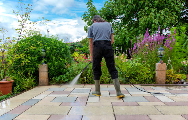 Best Restaurant Pressure Washing  in Riverdale, CA